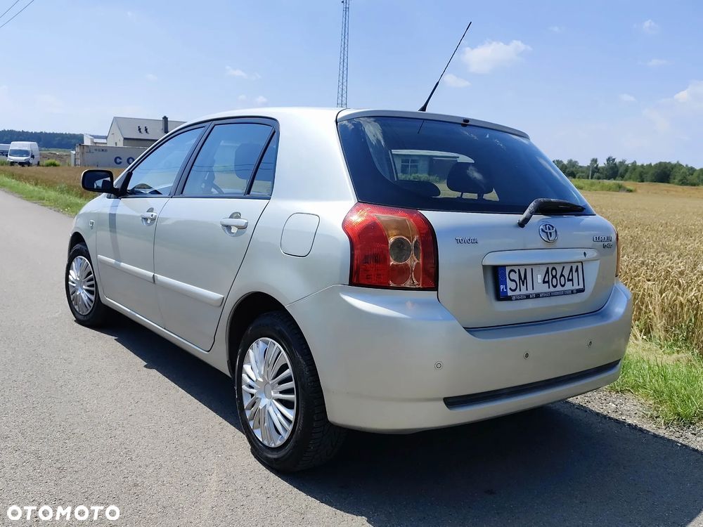 Toyota Corolla 1.4 D-4D Terra - 24