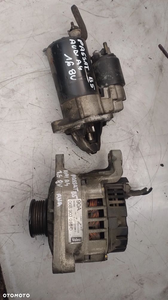 VW Passat B5 Audi A4 B5 1,6 8V AHL rozrusznik - 2