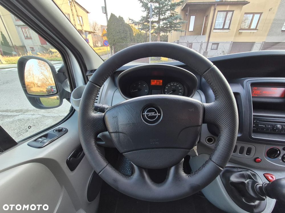 Opel Vivaro - 28
