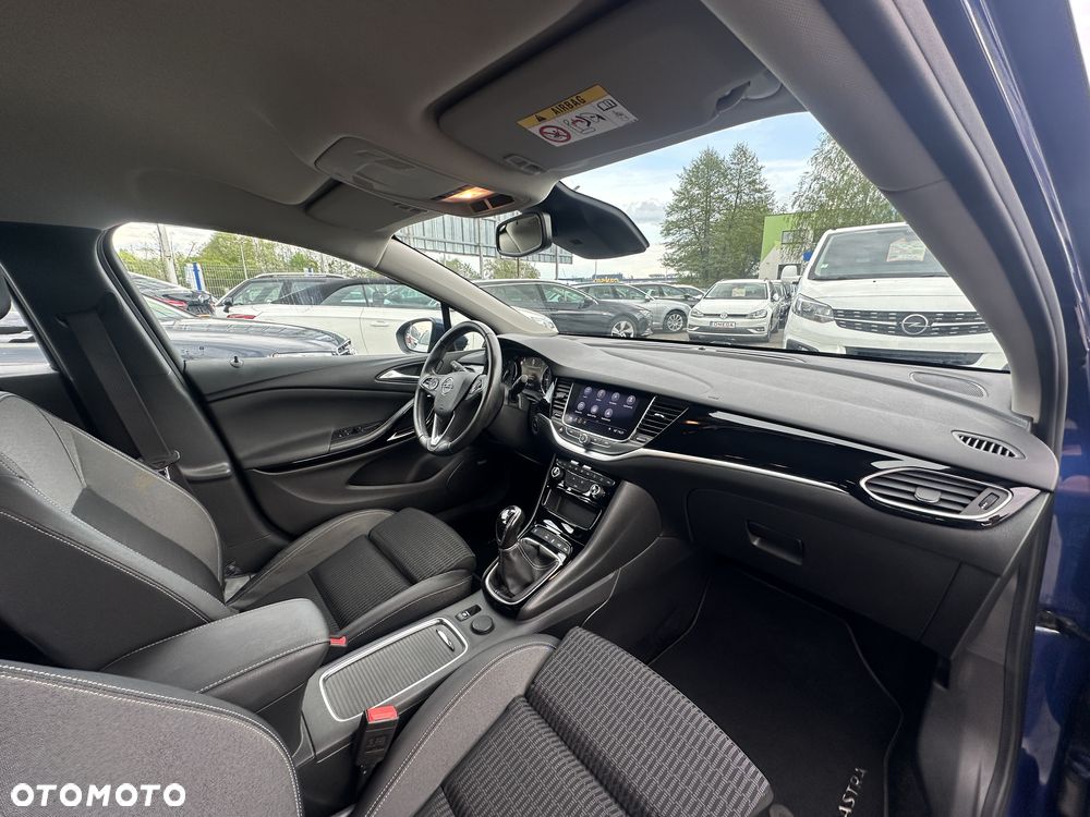 Opel Astra Sports Tourer 1.2 Turbo Business Edition - 11