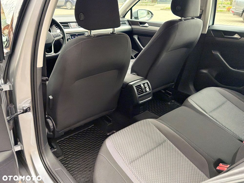 Volkswagen Passat 2.0 TDI EVO Essence - 20