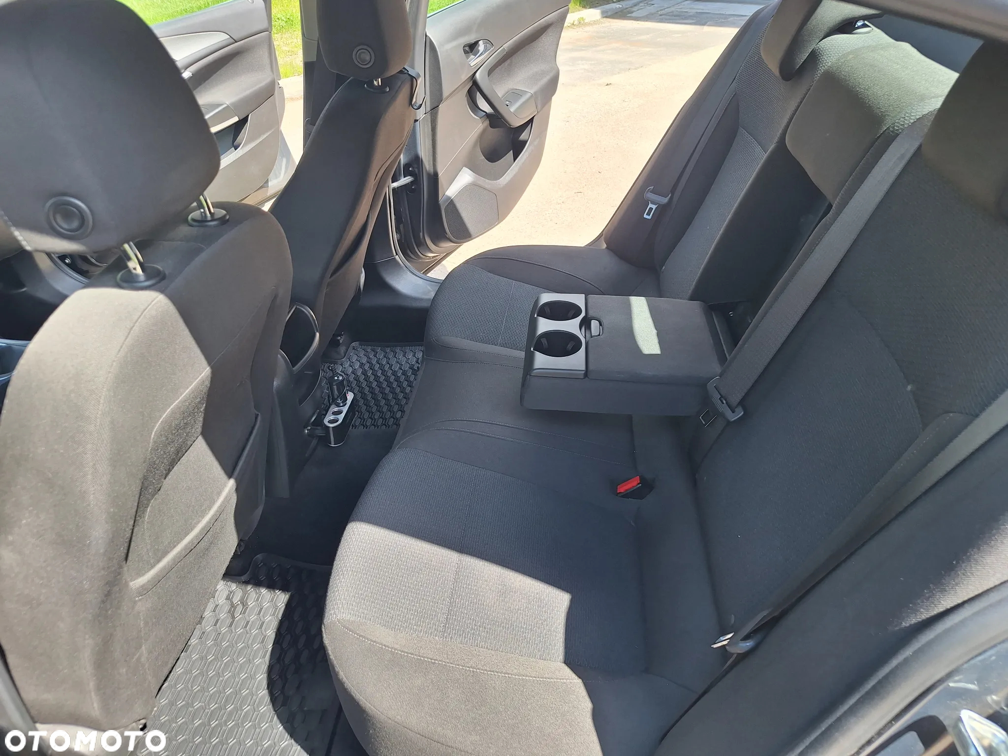 Opel Insignia 1.8 - 20