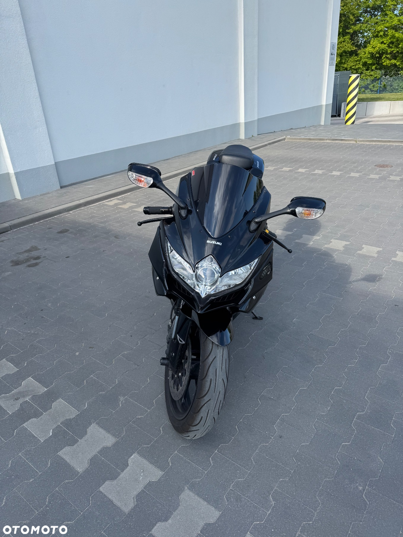 Suzuki GSX-R - 10