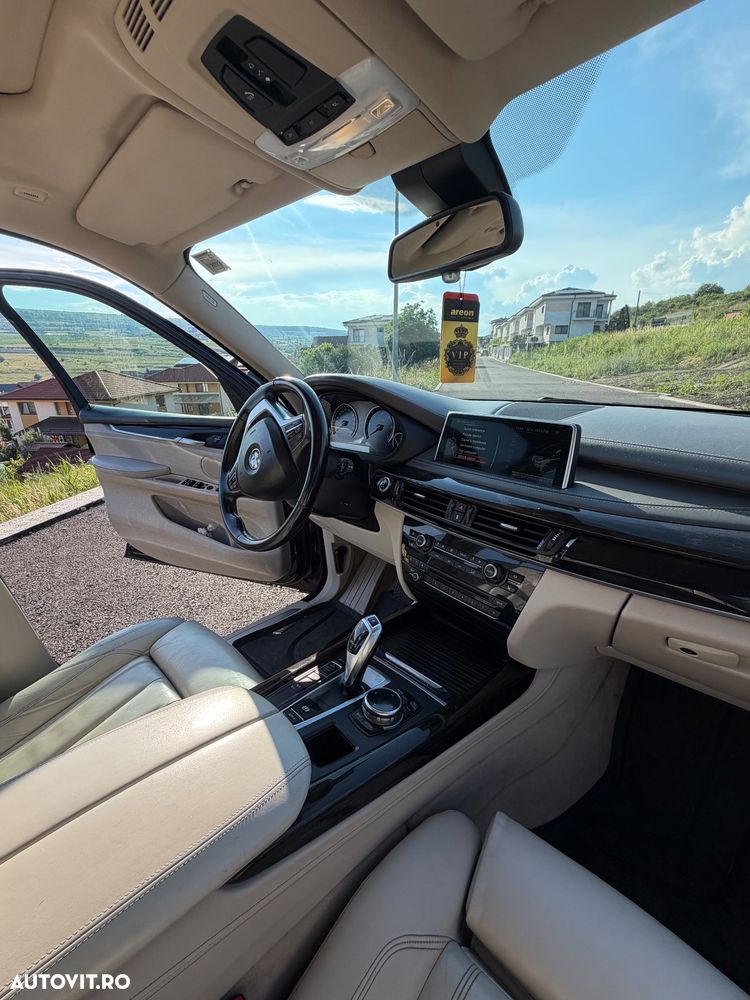 BMW X5 xDrive30d - 12