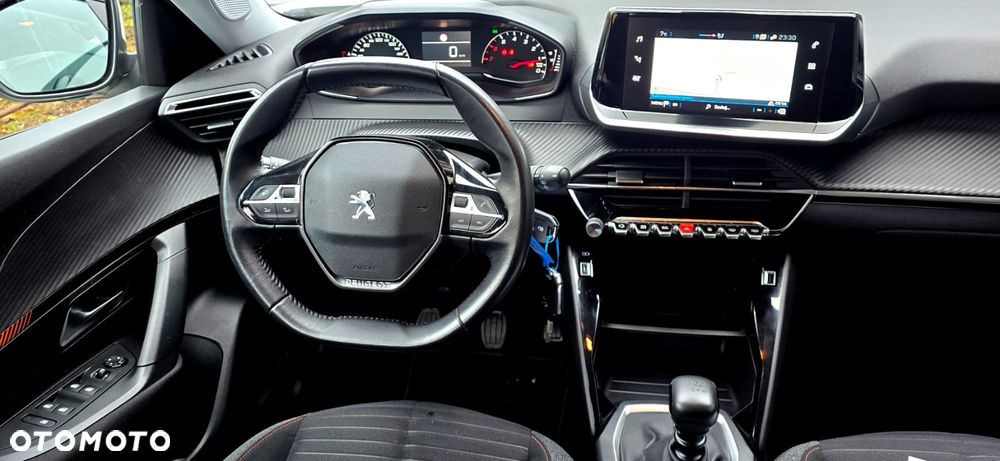 Peugeot 2008 1.2 PureTech Active Pack S&S - 9