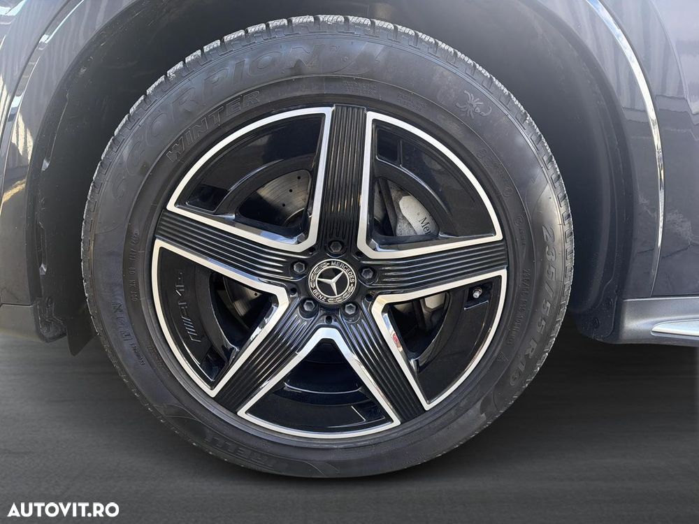 Mercedes-Benz GLC 300 e 4MATIC - 17