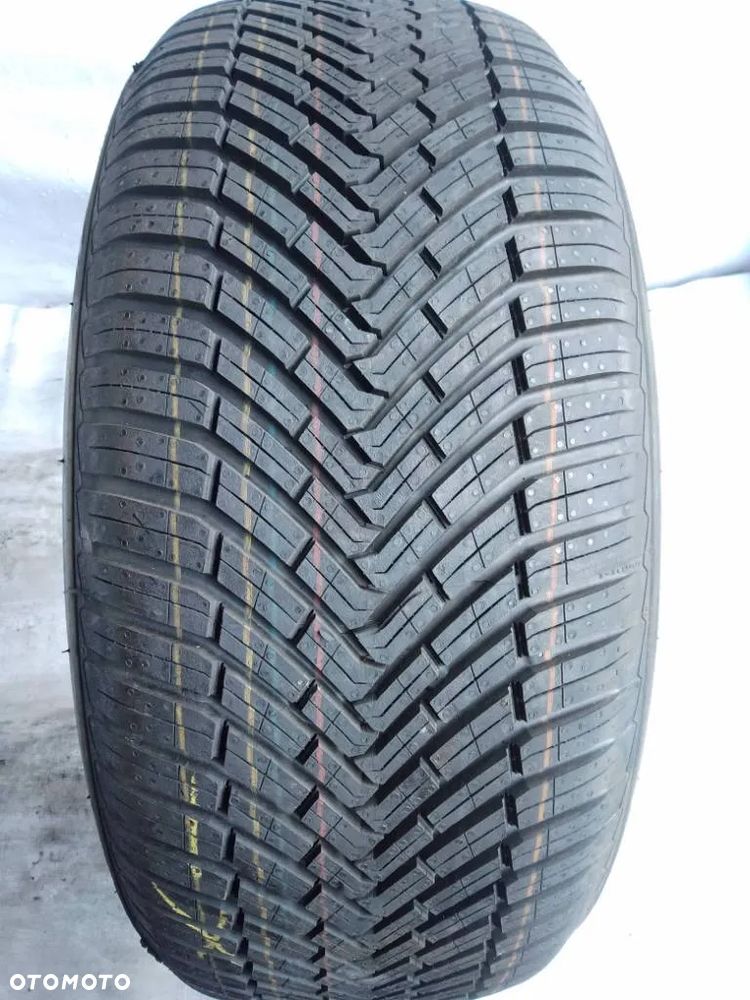 Continental All season Contact 235/55 R17 103V 2023 8mm - 1