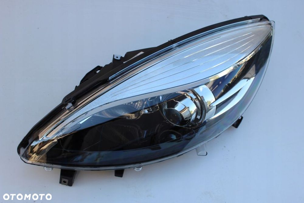 Renault Scenic III Lift 2012 - 2016 Bi Xenon Lewa 260603590R 260607169R