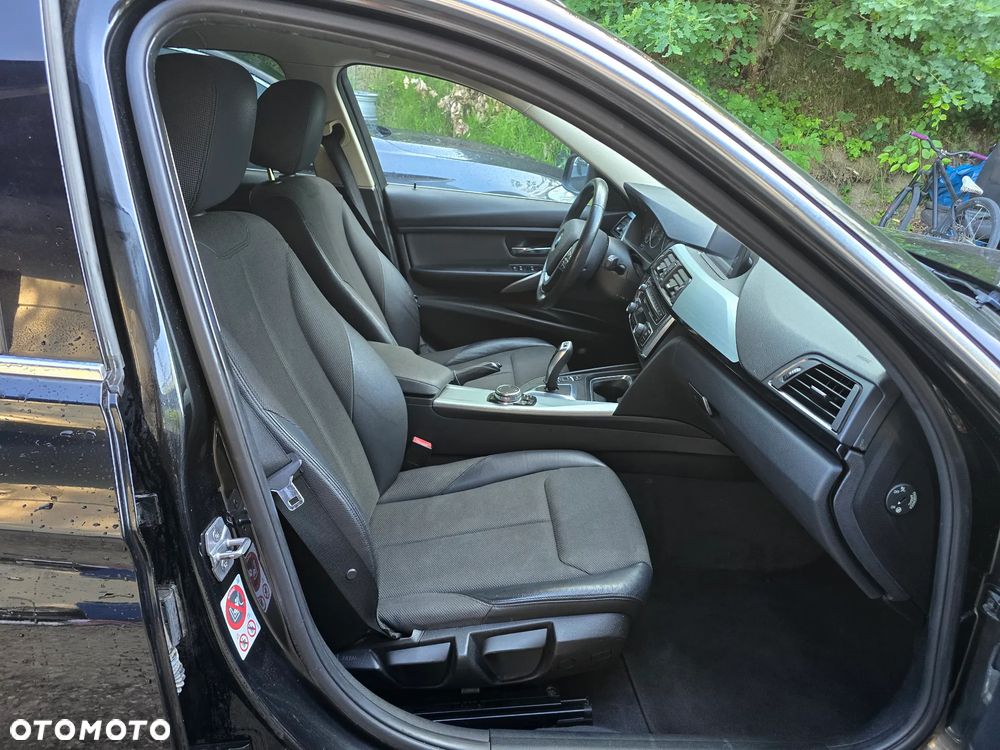 BMW Seria 3 - 16