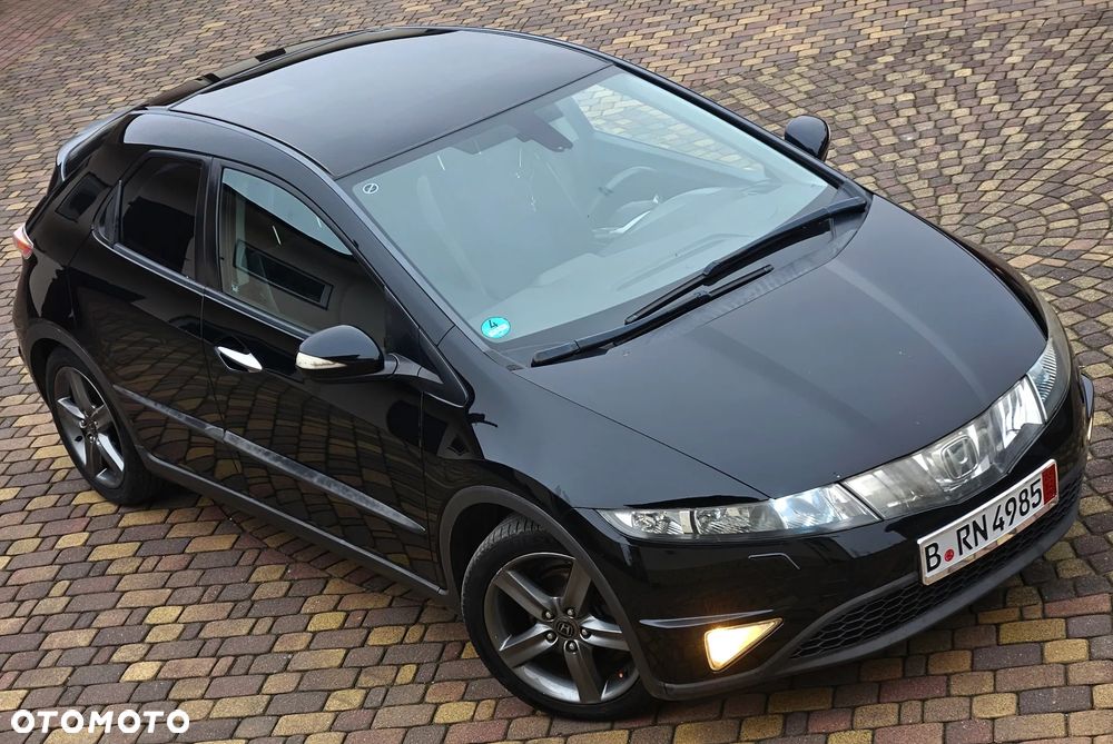 Honda Civic 1.8i-VTEC 50 Jahre Edition - 1