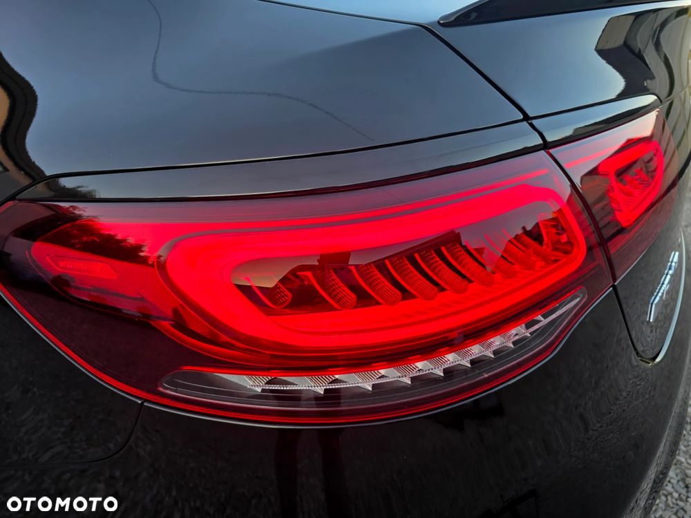 Mercedes-Benz GLC - 30