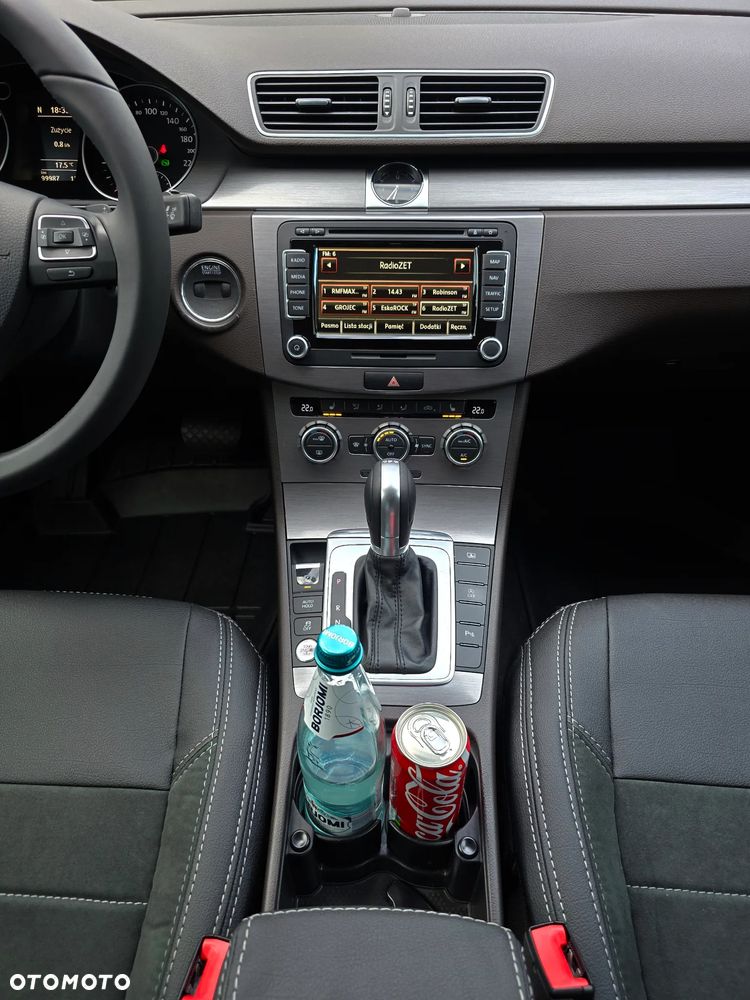 Volkswagen Passat 2.0 TDI Comfortline DSG - 20