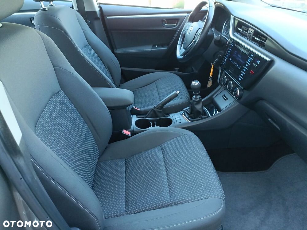 Toyota Corolla 1.6 Premium EU6 - 12