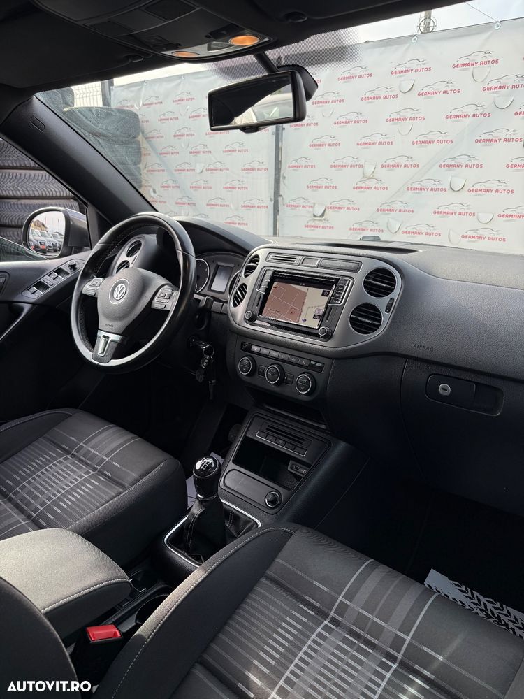 Volkswagen Tiguan - 20