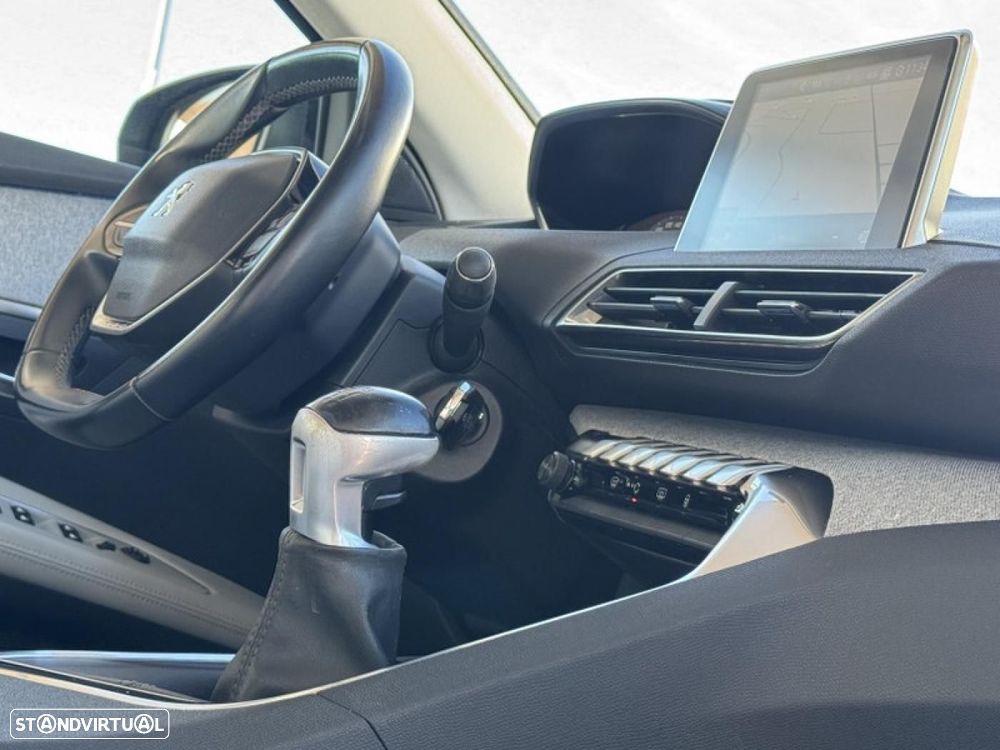 Peugeot 3008 1.5 BlueHDi Allure Pack - 27