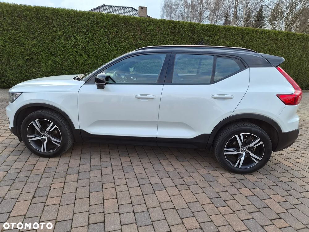 Volvo XC 40 T3 R-Design - 5