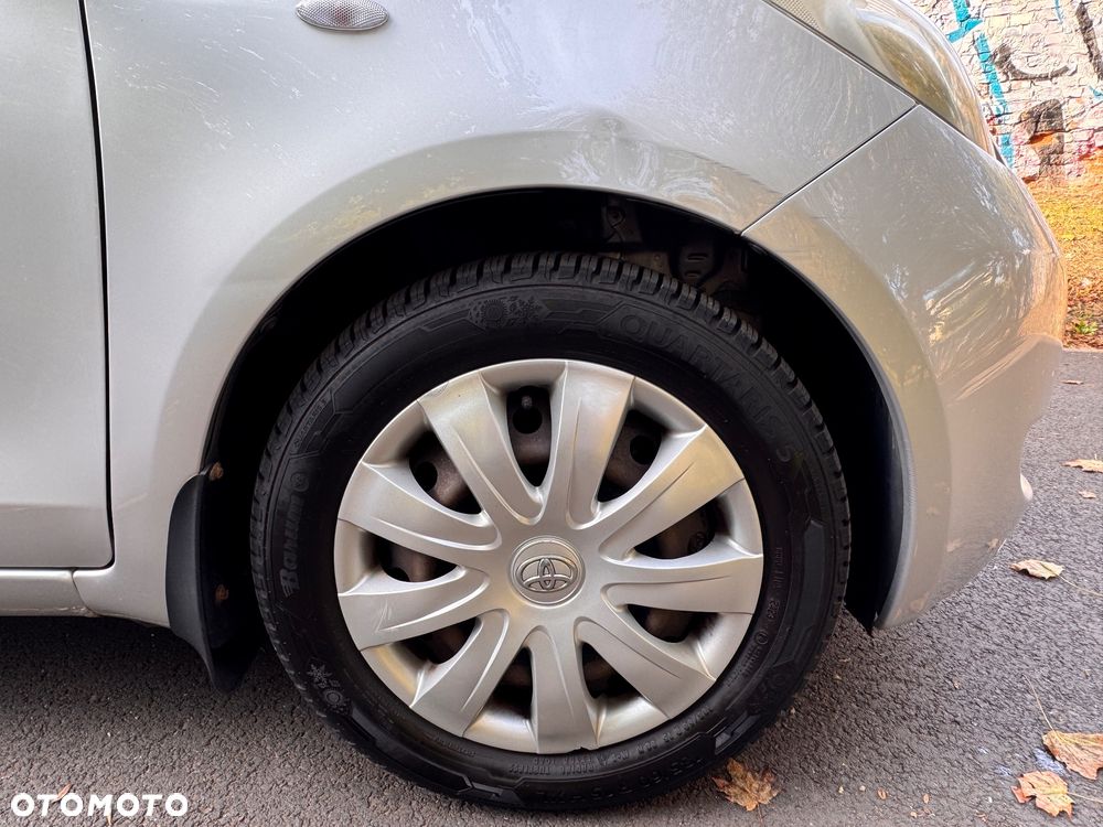 Toyota Yaris - 29