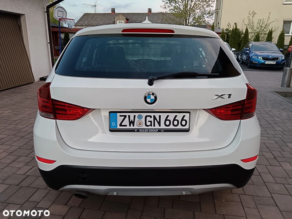 BMW X1 sDrive18i - 5
