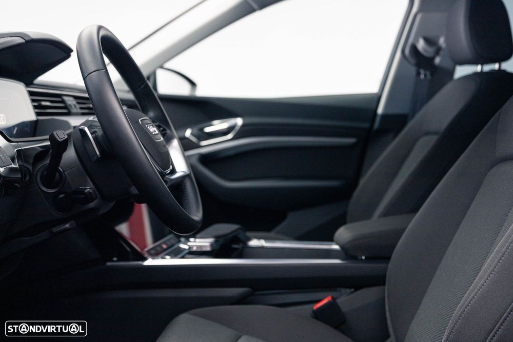 Audi e-tron 50 quattro - 16