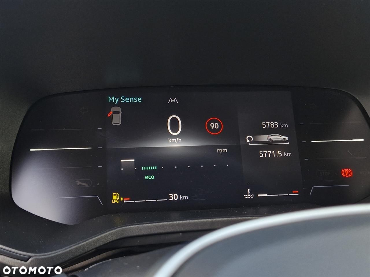 Renault Clio - 11