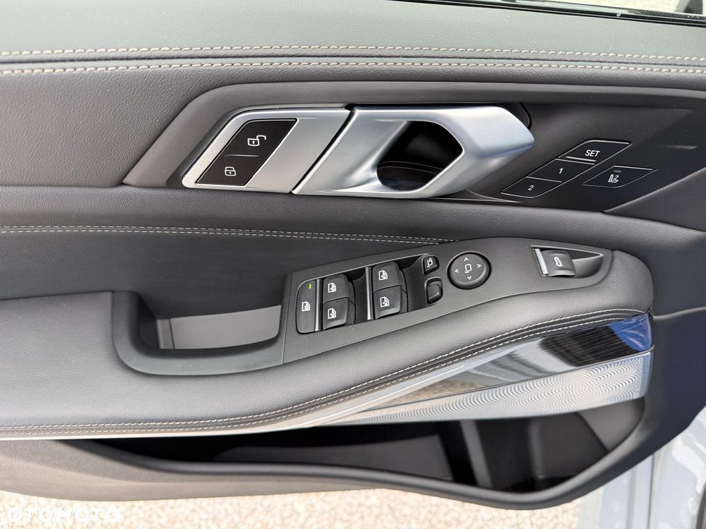 BMW X5 xDrive30d mHEV - 22