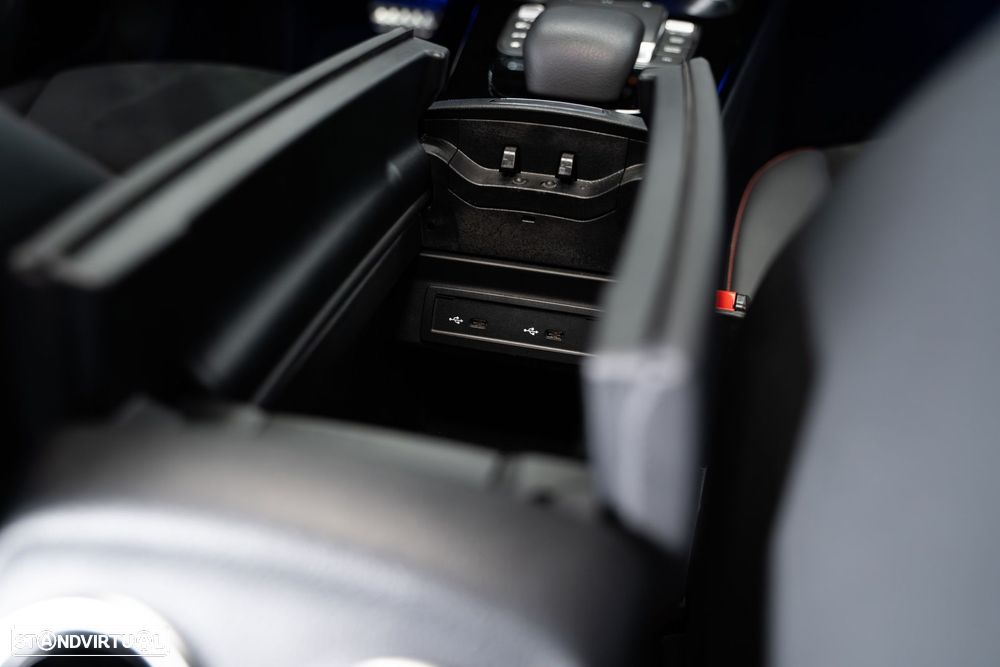 Mercedes-Benz CLA 250 e Shooting Brake AMG Line - 51