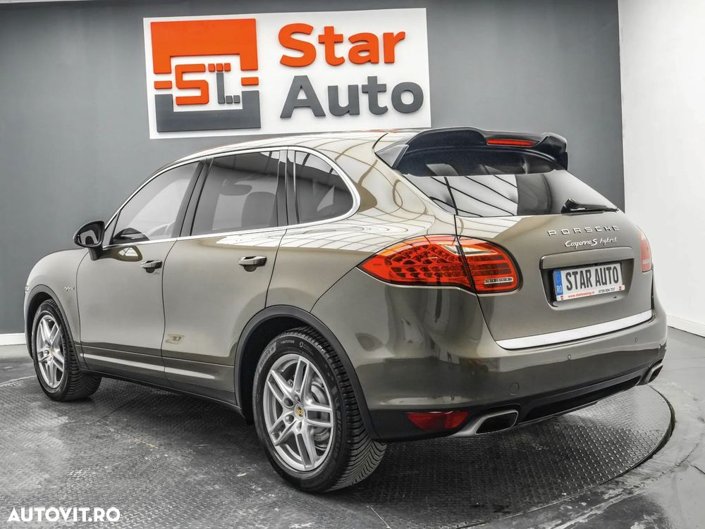 Porsche Cayenne - 5