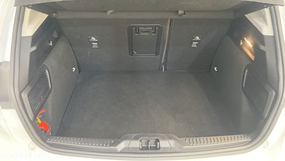 Ford Focus 1.0 EcoBoost mHEV Titanium X - 13