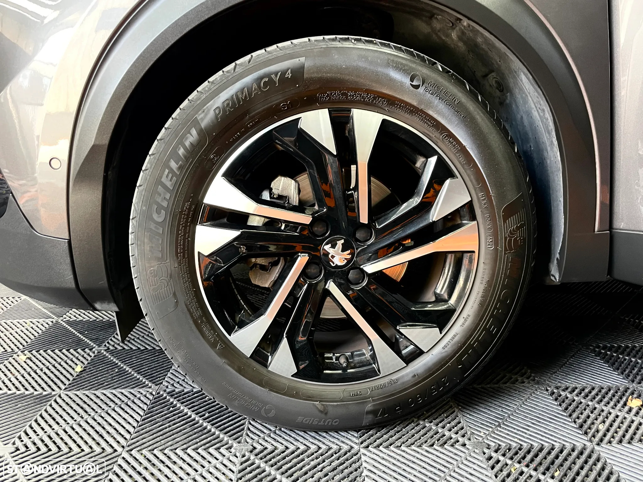 Peugeot 2008 1.5 BlueHDi GT - 38