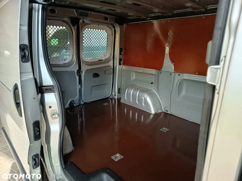 Renault TRAFIC - 17
