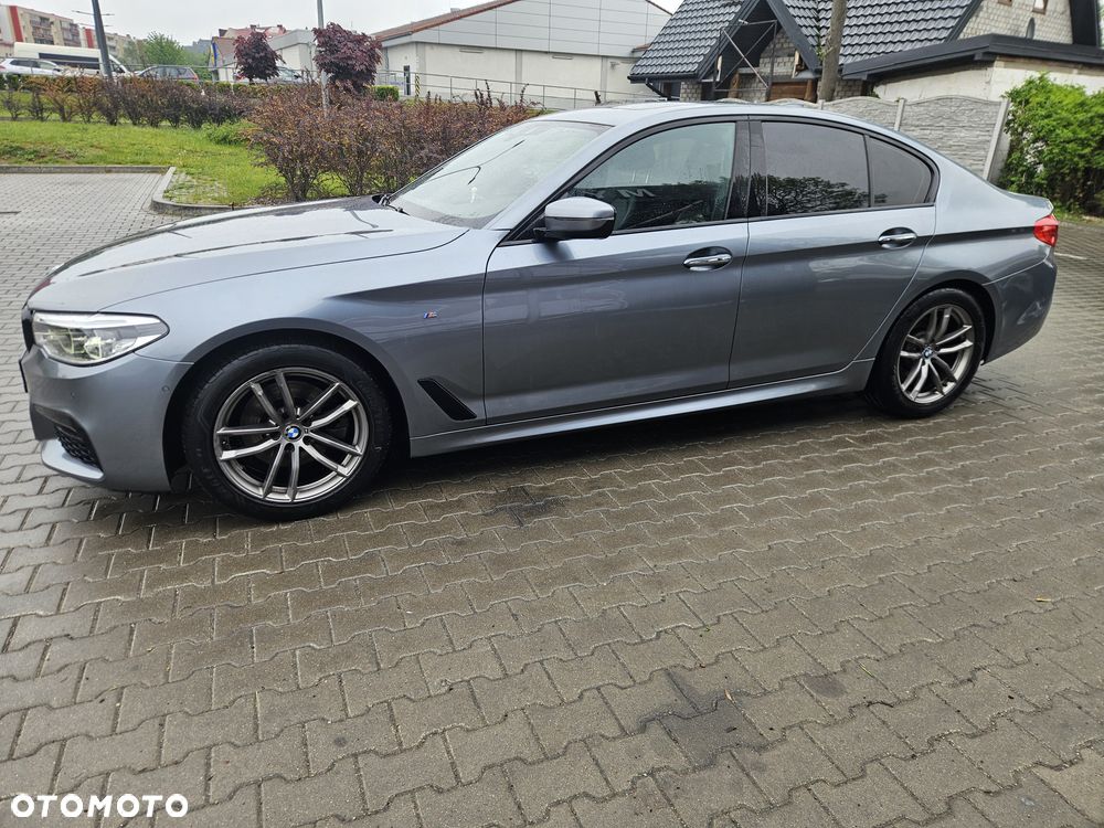BMW Seria 5 520d xDrive - 21