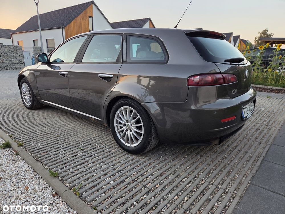 Alfa Romeo 159 - 5
