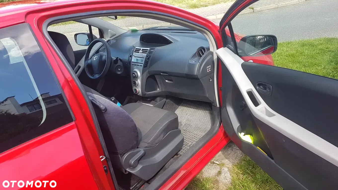 Toyota Yaris 1.0 Luna - 5