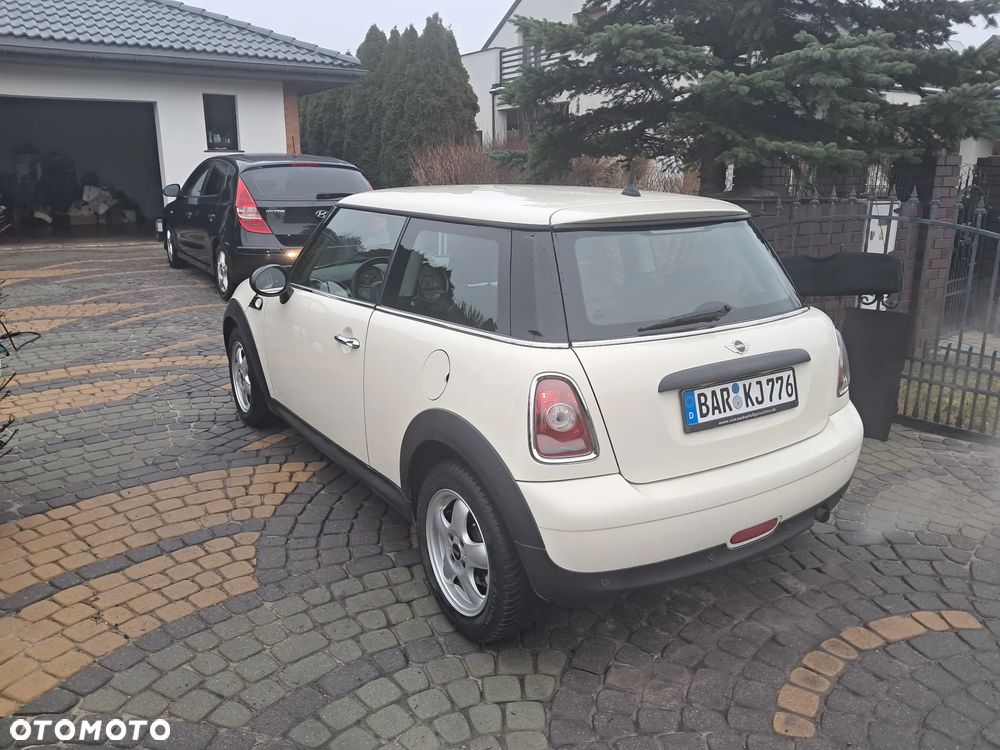 MINI ONE Standard - 4