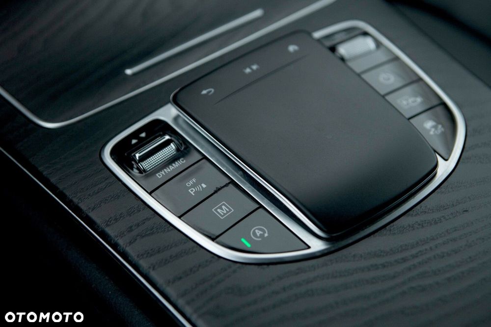 Mercedes-Benz GLC 200 d 4-Matic - 32