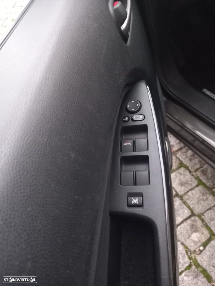 Mazda 2 1.3 MZR Advanced Navi - 17