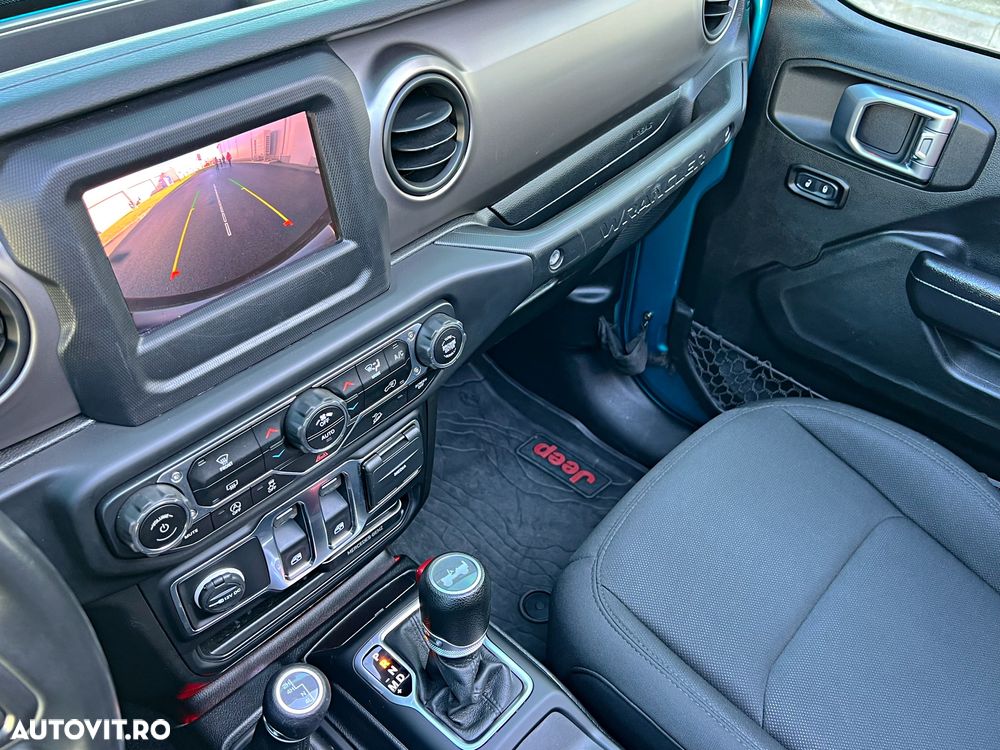 Jeep Wrangler 2.0 T-GDI Hardtop AWD Automatik Sport - 13