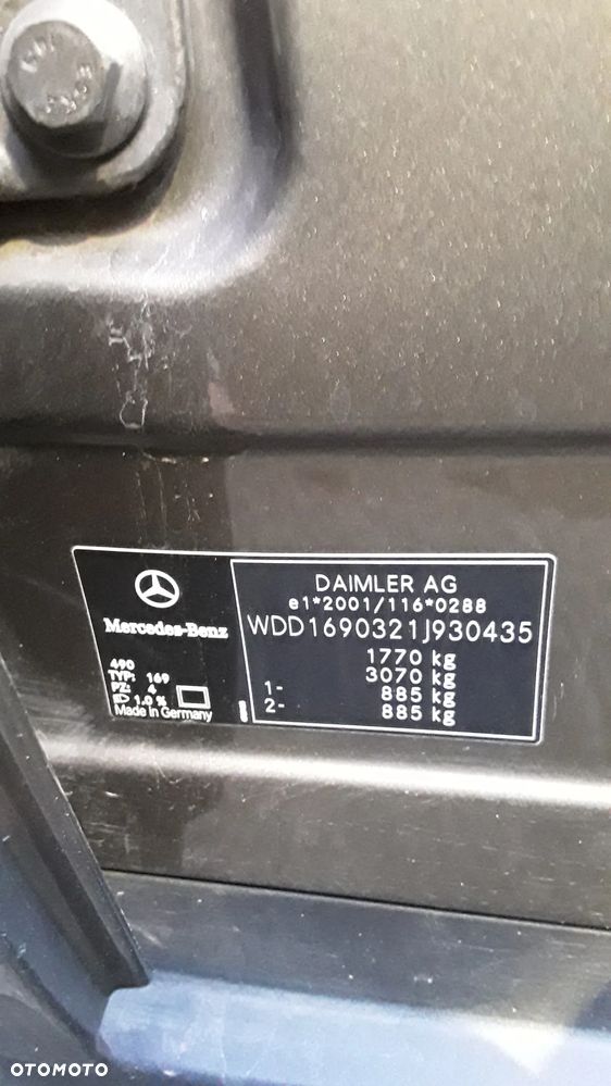 Mercedes-Benz Klasa A 180 BlueEFFICIENCY Avantgarde - 14