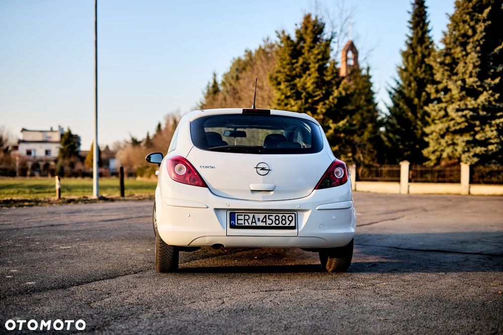 Opel Corsa 1.2 16V - 7