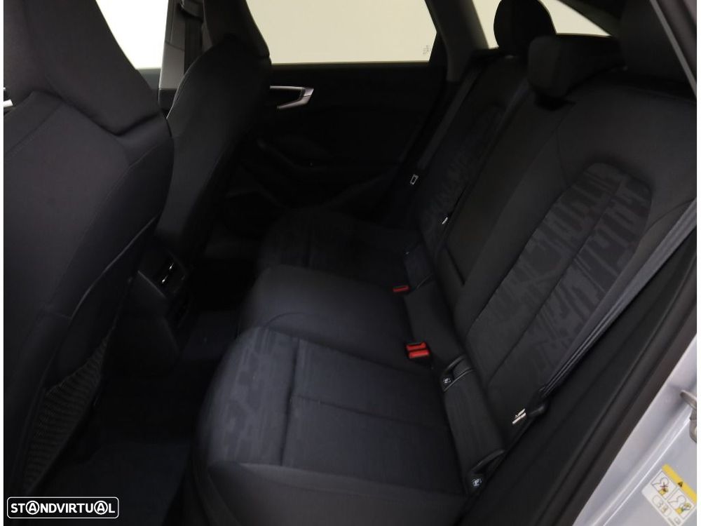 Audi A5 Avant e-hybrid quattro SE Business - 25