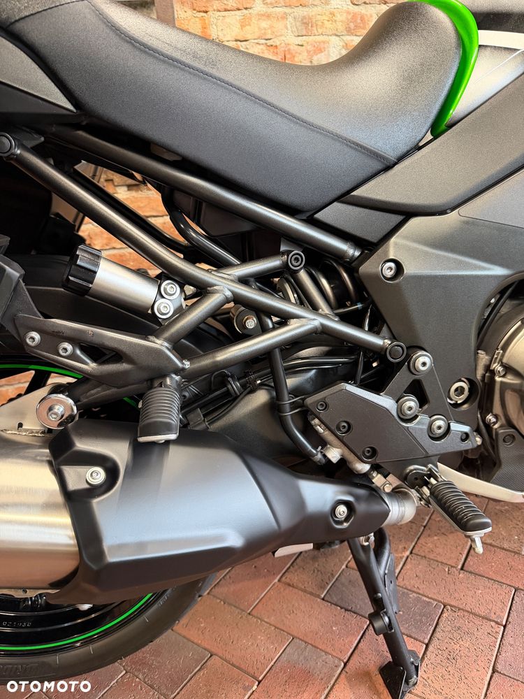 Kawasaki Versys 1000 - 25