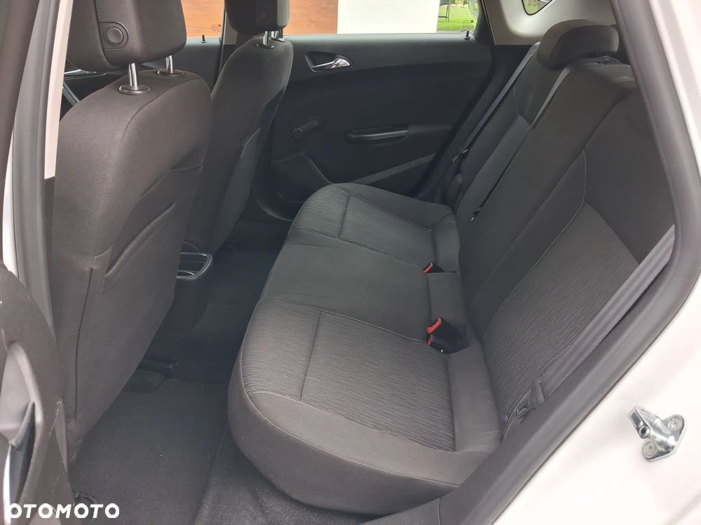 Opel Astra 1.6 Style - 7
