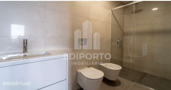 Apartamento T3 na  Boavista – Onde a Sofisticação e a Centralidade se - Grande imagem: 2/6