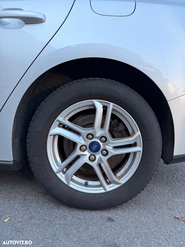 Ford Focus 1.0 EcoBoost Hybrid COOL&CONNECT - 16