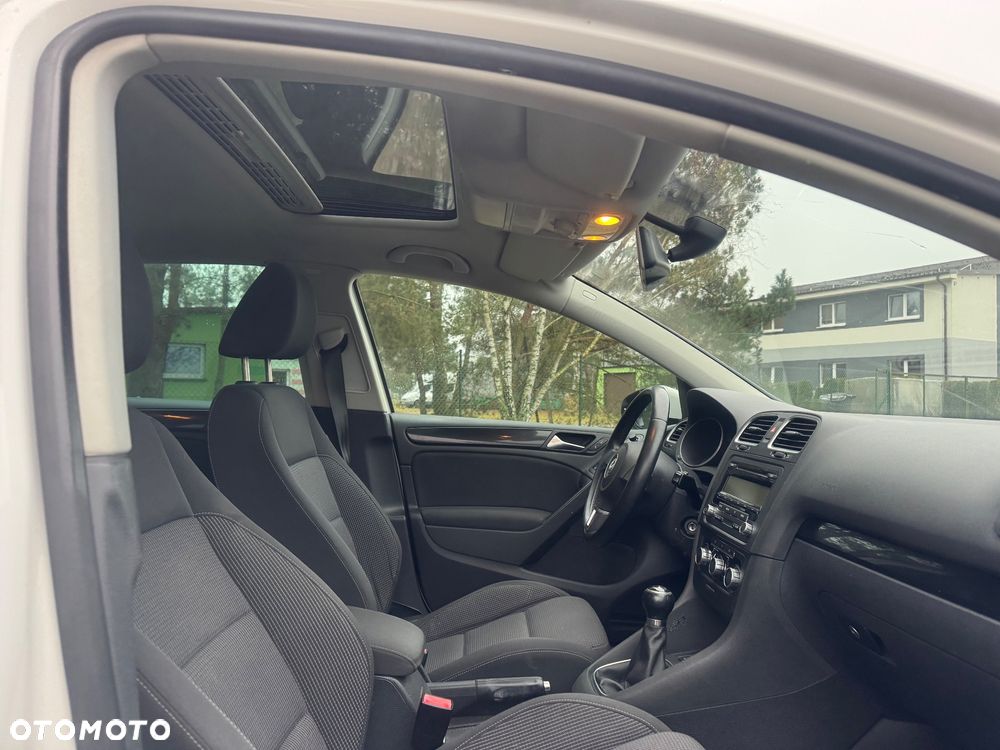 Volkswagen Golf 1.4 TSI Style - 26