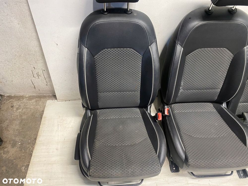 FOTELE KANAPA KIA CEED III LIFT HB 21-24 BARDZO ŁADNE - 3