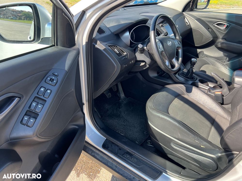 Hyundai ix35 1.7 CRDI 2WD Comfort - 14