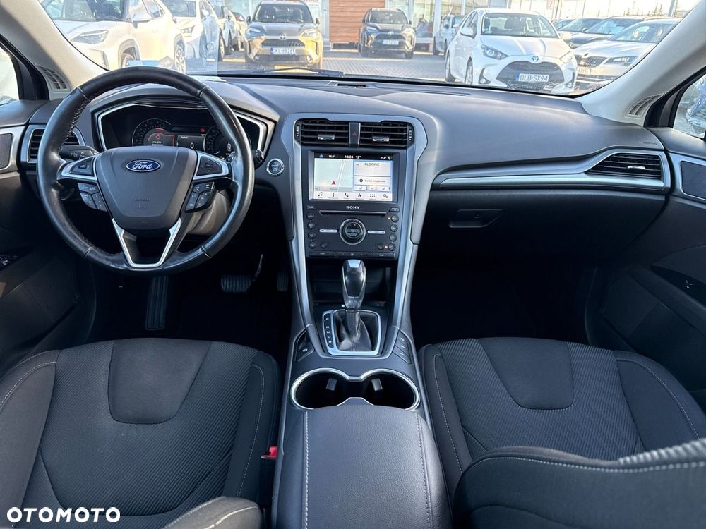 Ford Mondeo - 12