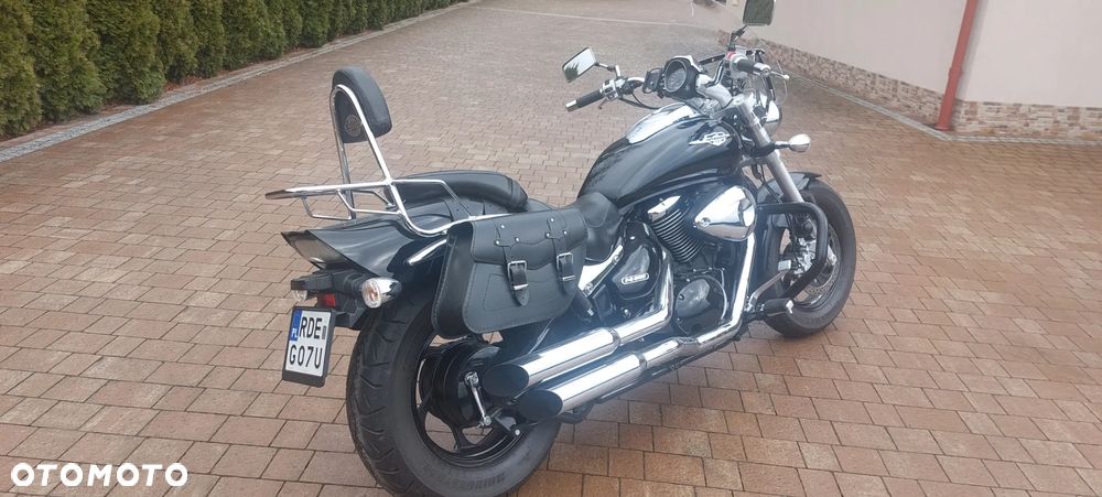 Suzuki Intruder - 5