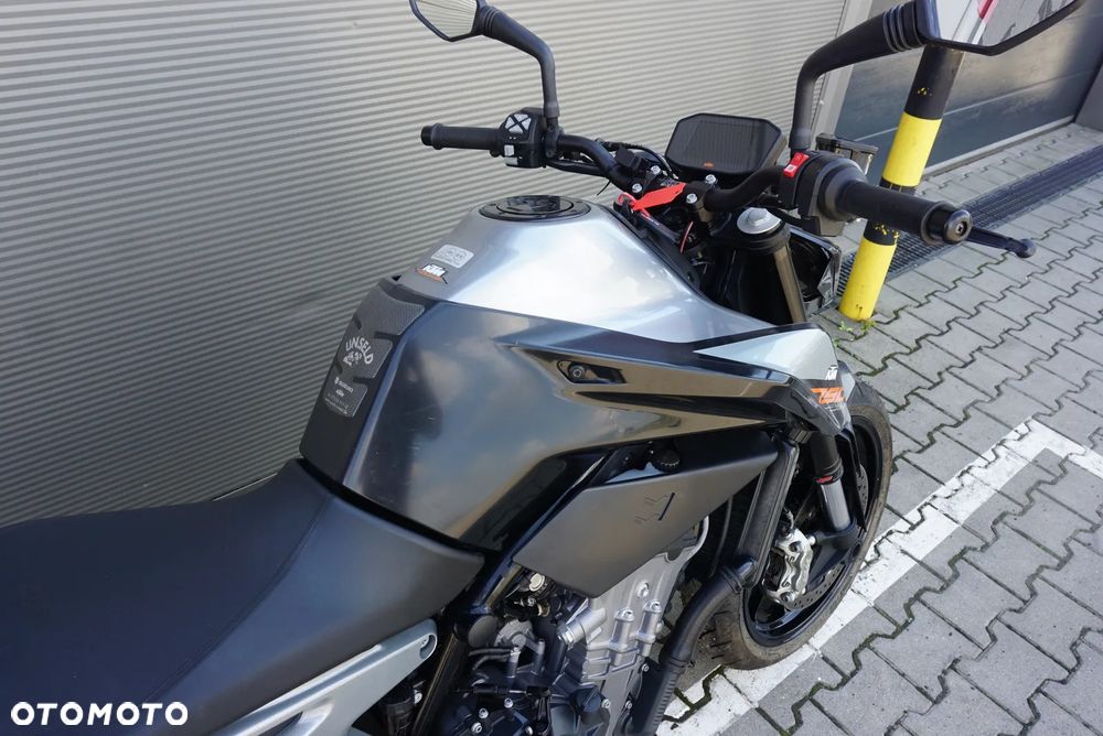 KTM Duke - 11